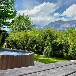 Avec Jacuzzi Dans Chalet Privé, Grande Terrasse, Parking Gratuit Les Houches